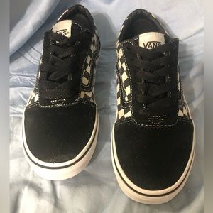 Vans Checkerboard Black/White lace up Youth Sz 3.5.